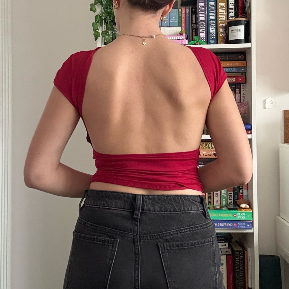 Red Open Back Ruched Top – Size Small - Picture 2 of 4